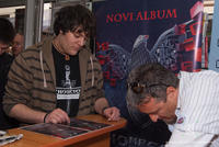 Thompson potpisivanje albuma 24.4.2013 (56)